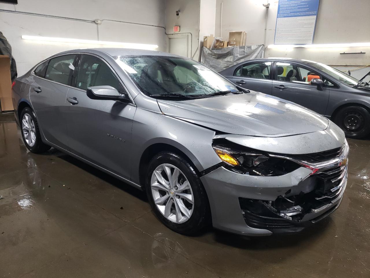 2023 Chevrolet Malibu - Image 4