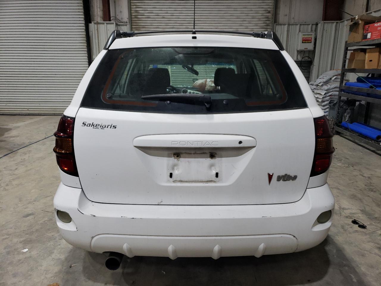 2003 Pontiac Vibe - Image 6