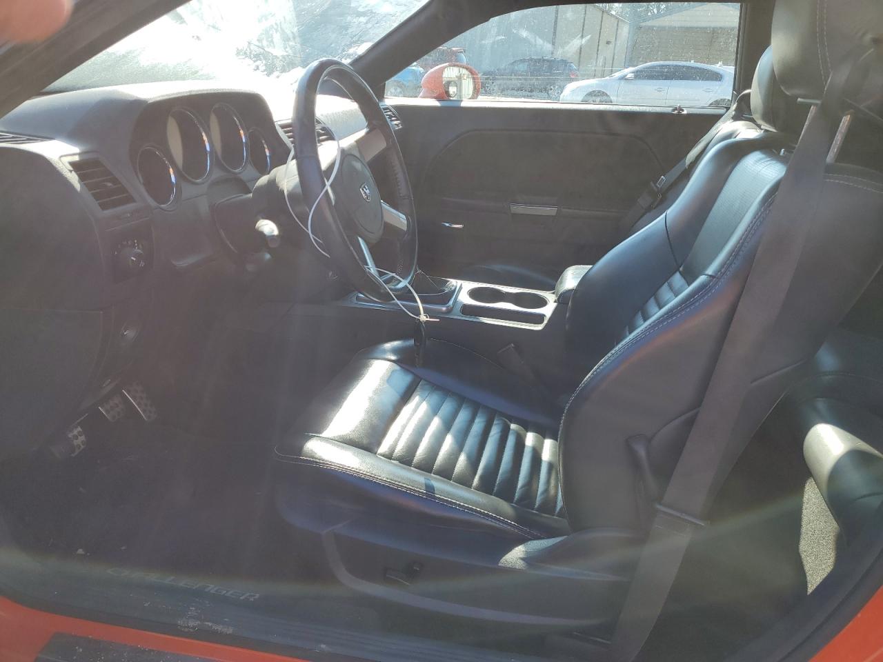 2010 Dodge Challenger - Image 7