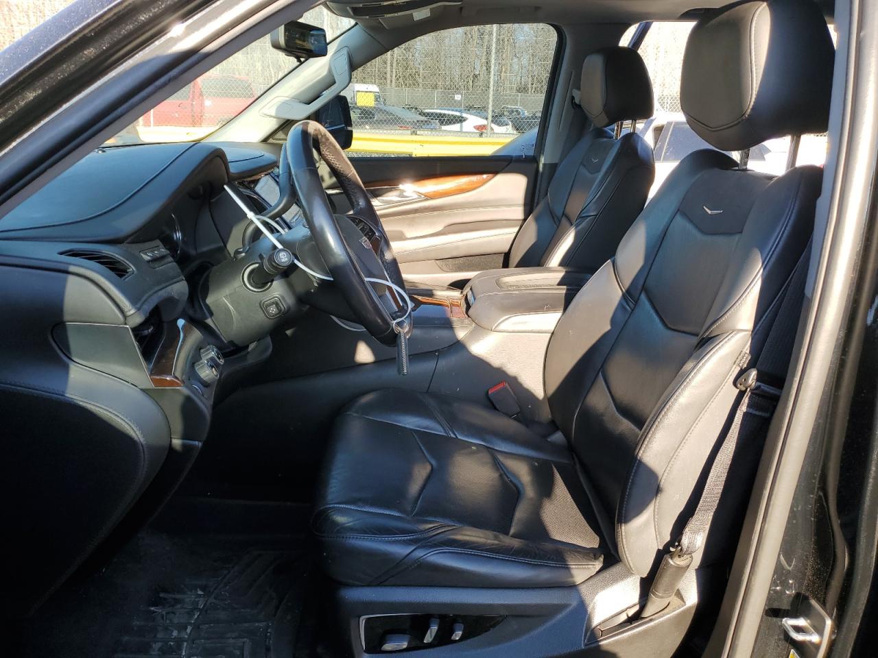 2020 Cadillac Escalade - Image 7