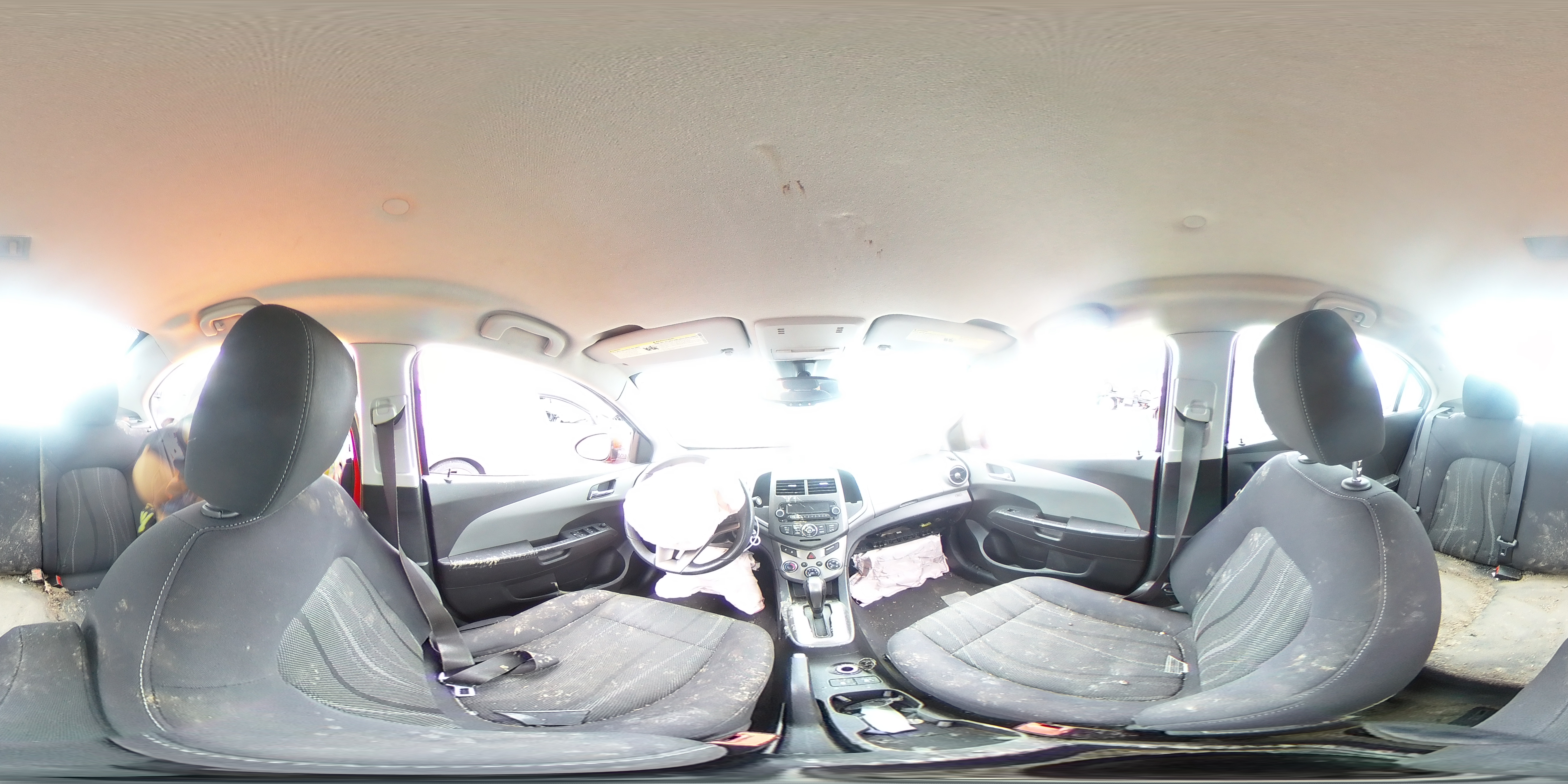 2012 Chevrolet Sonic - Image 13