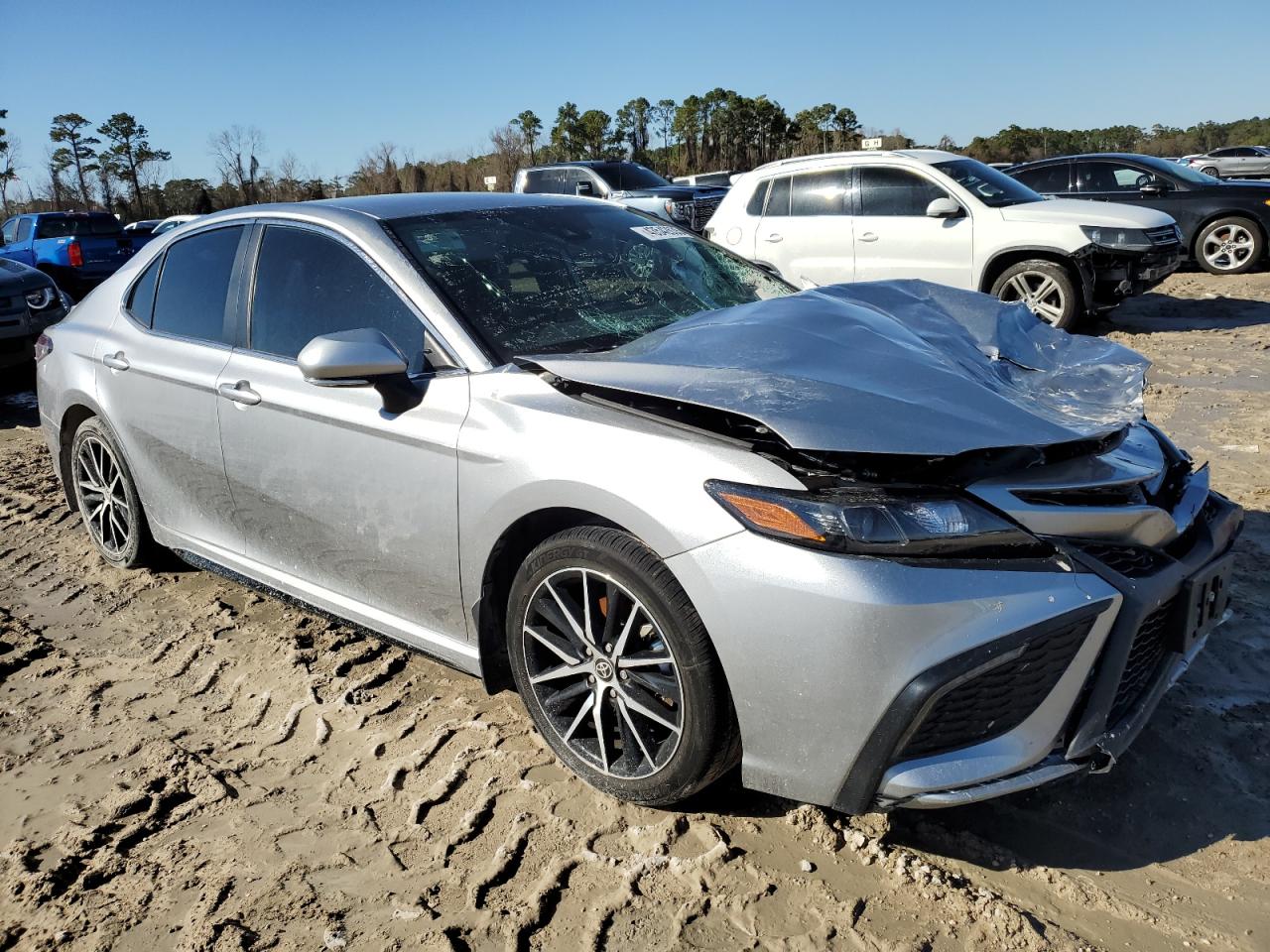 2023 Toyota Camry - Image 4