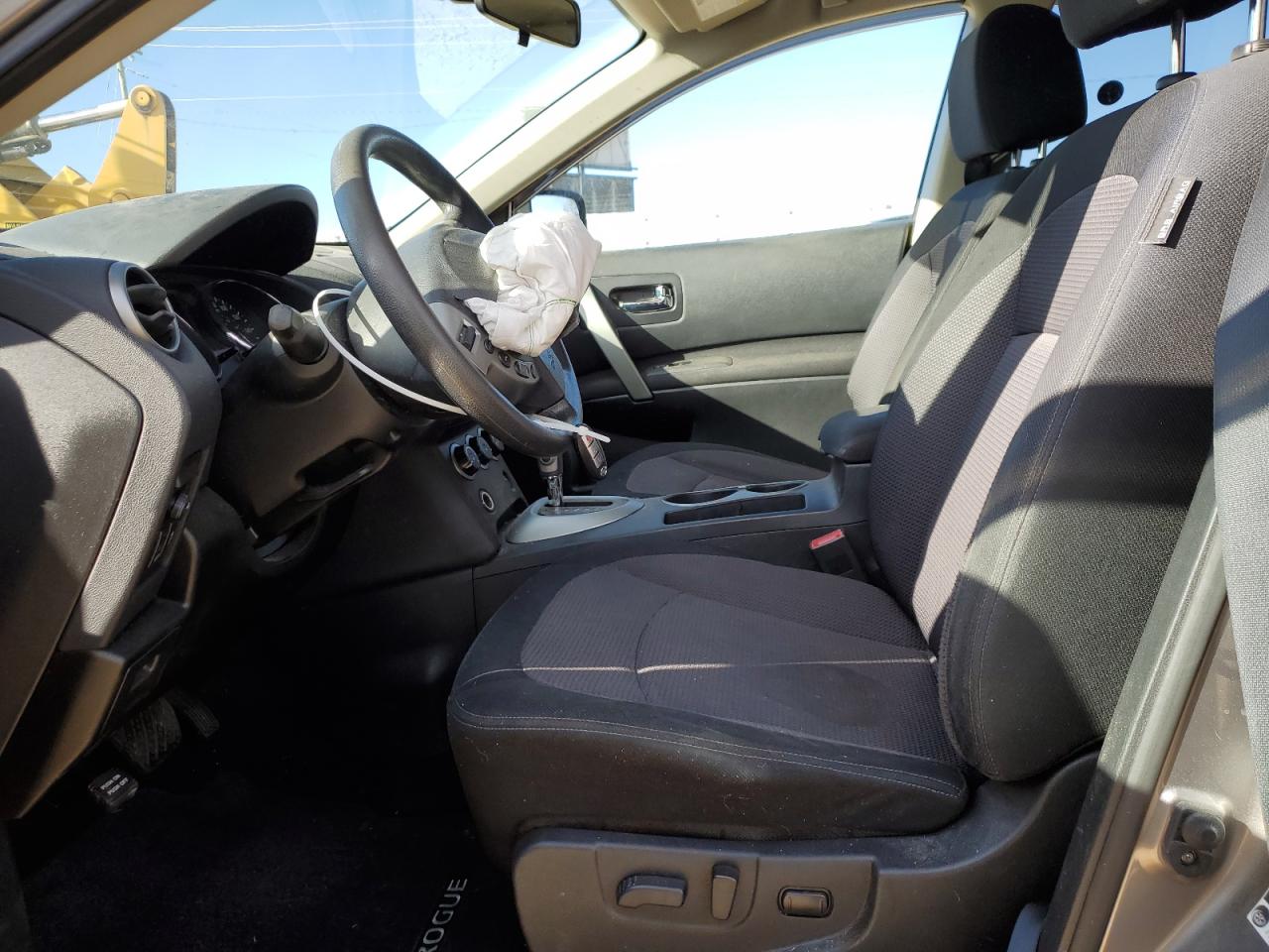 2011 Nissan Rogue - Image 7