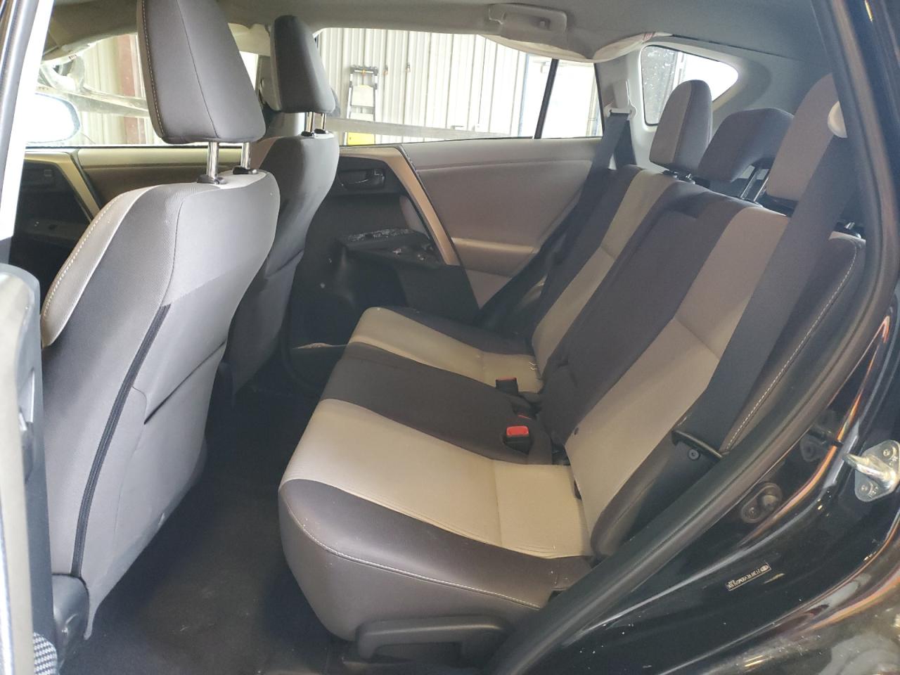 2013 Toyota RAV 4 - Image 10
