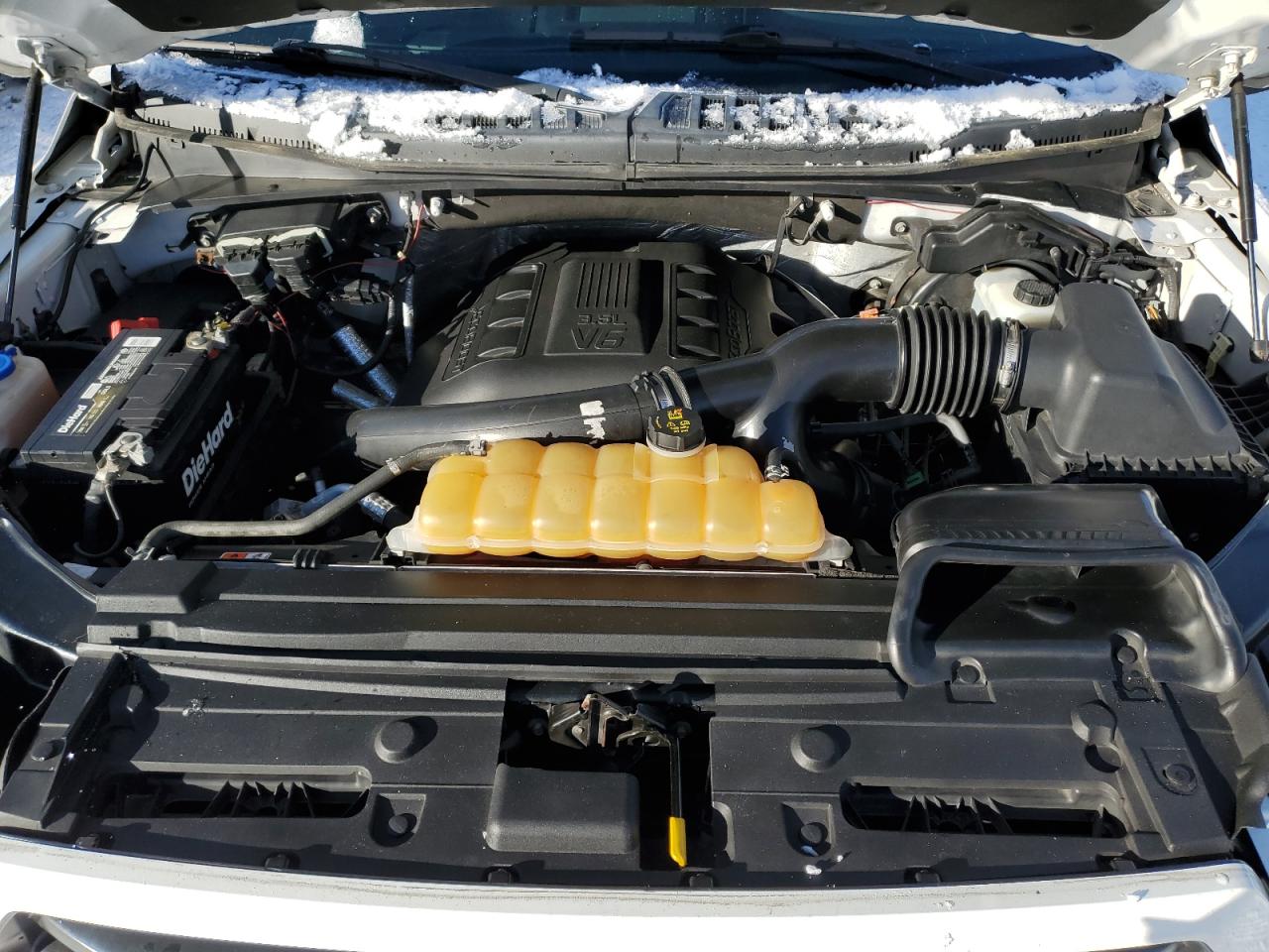 2015 Ford F-150 - Image 11
