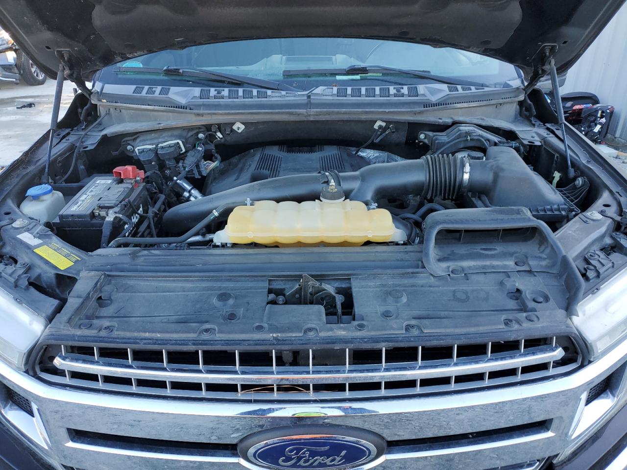 2018 Ford F-150 - Image 11