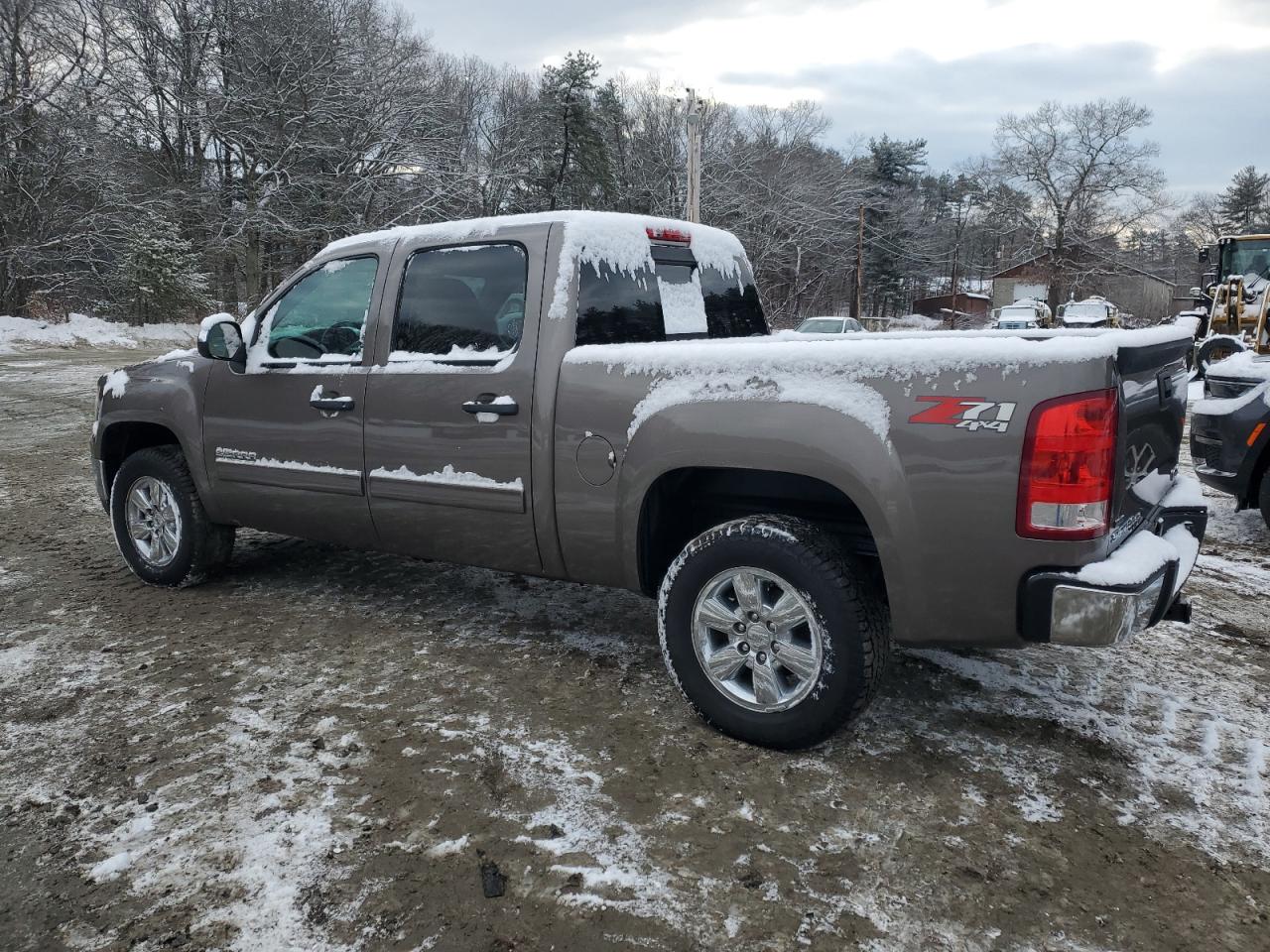 2013 GMC Sierra - Image 2