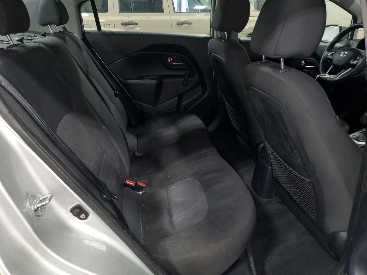 2013 Kia Rio - Image 10