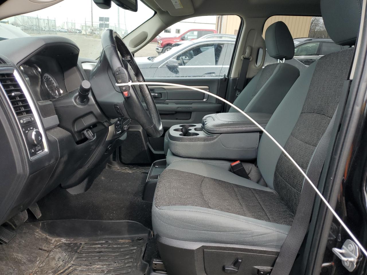 2018 RAM 1500 - Image 7
