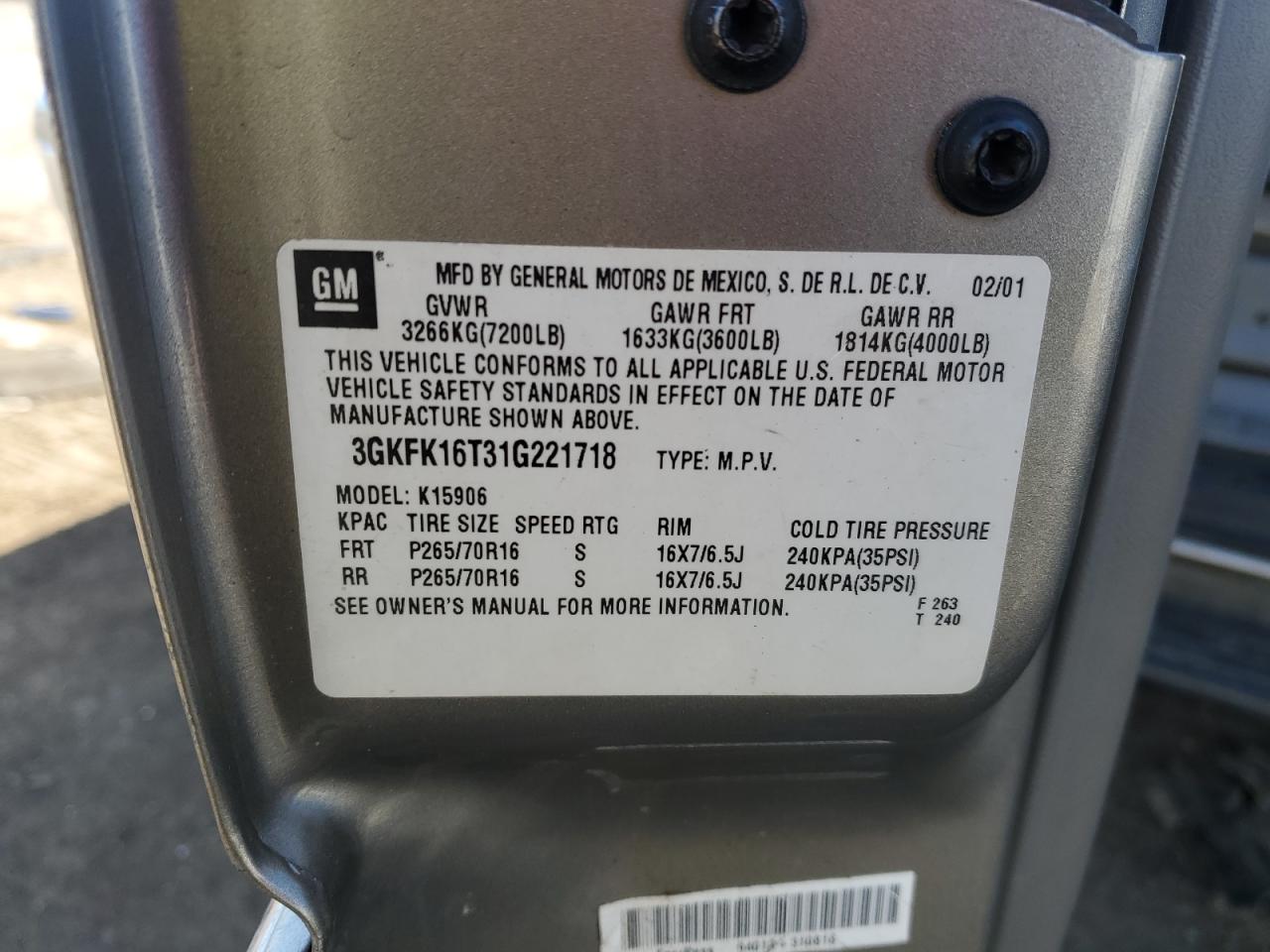2001 GMC Yukon Xl K1500 VIN: 3GKFK16T31G221718 Lot: 90881775