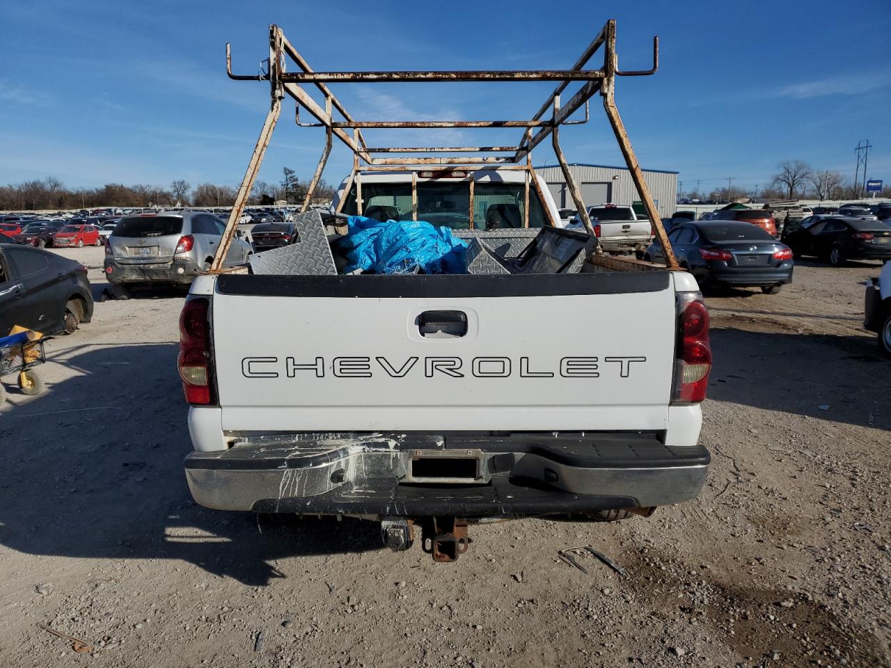 2004 Chevrolet Silverado C2500 Heavy Duty VIN: 1GCHC24U64E301612 Lot: 87553815