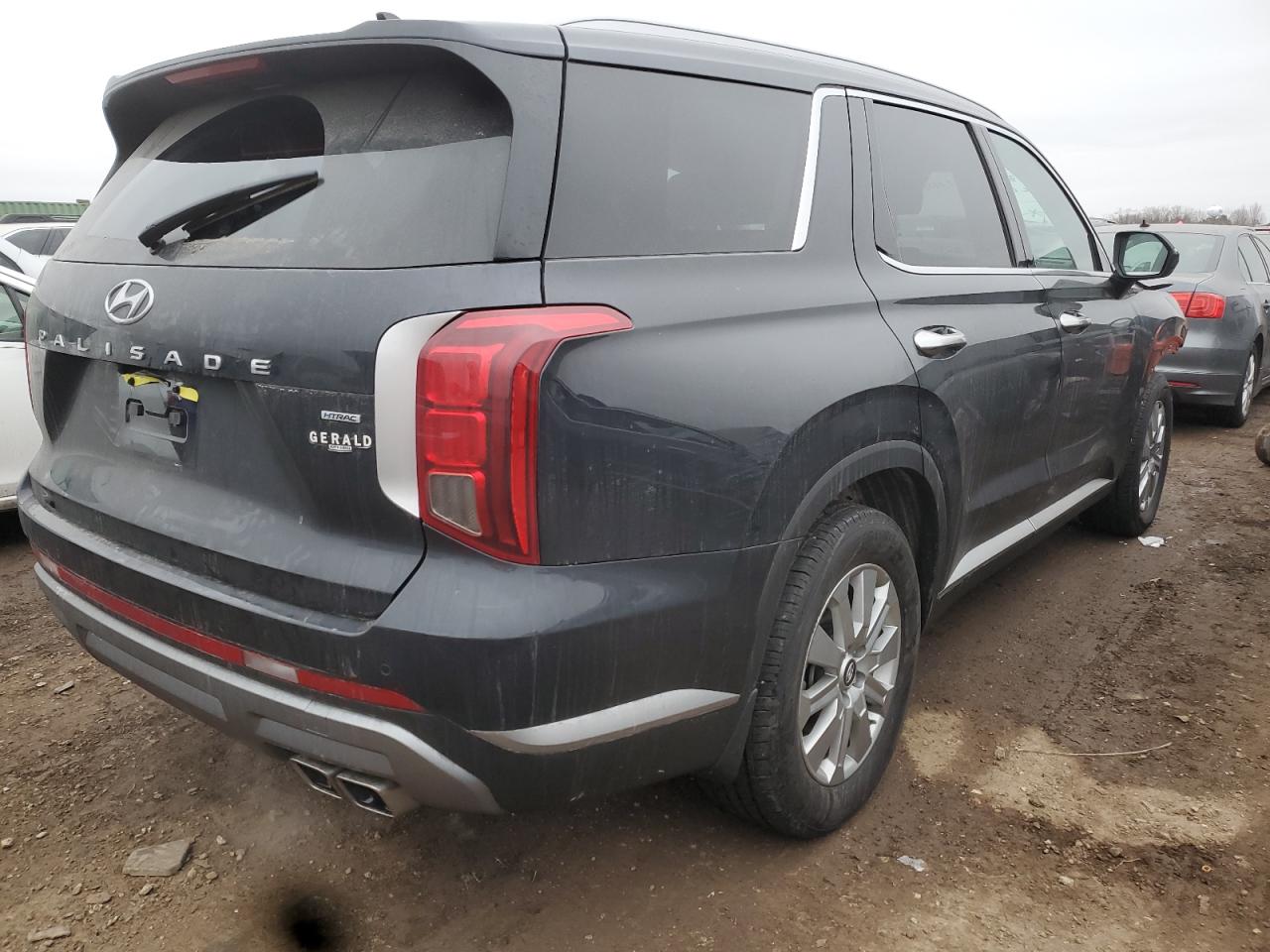 2024 Hyundai Palisade - Image 3