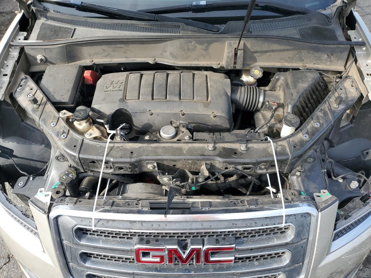 2015 GMC Acadia - Image 12