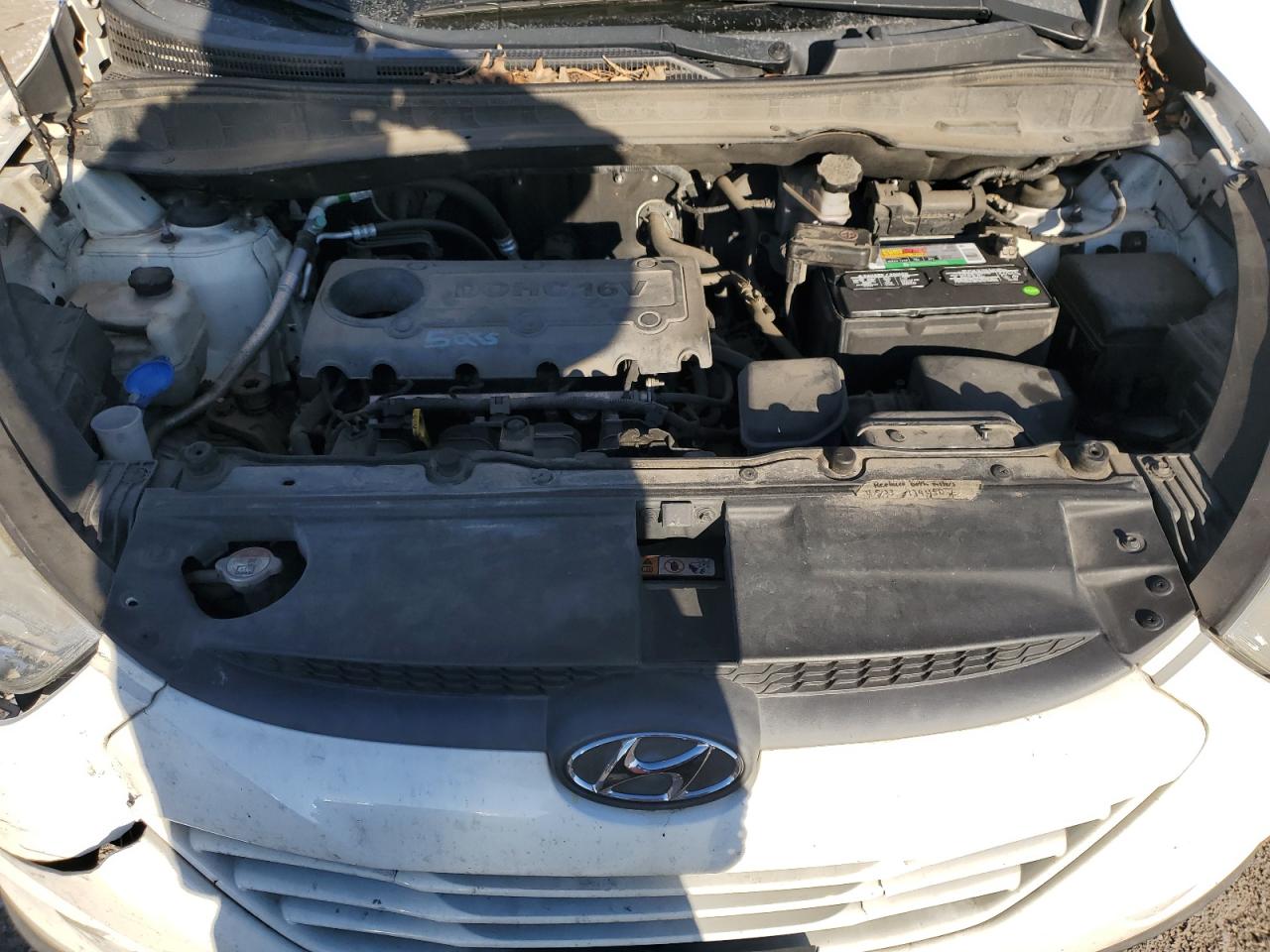 2013 Hyundai Tucson - Image 12