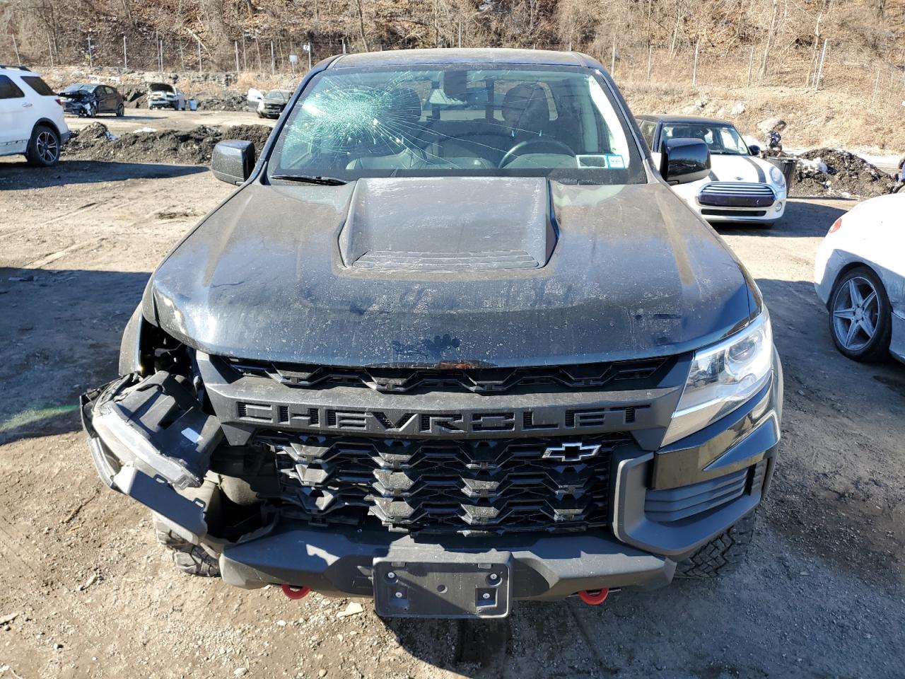2022 Chevrolet Colorado - Image 5