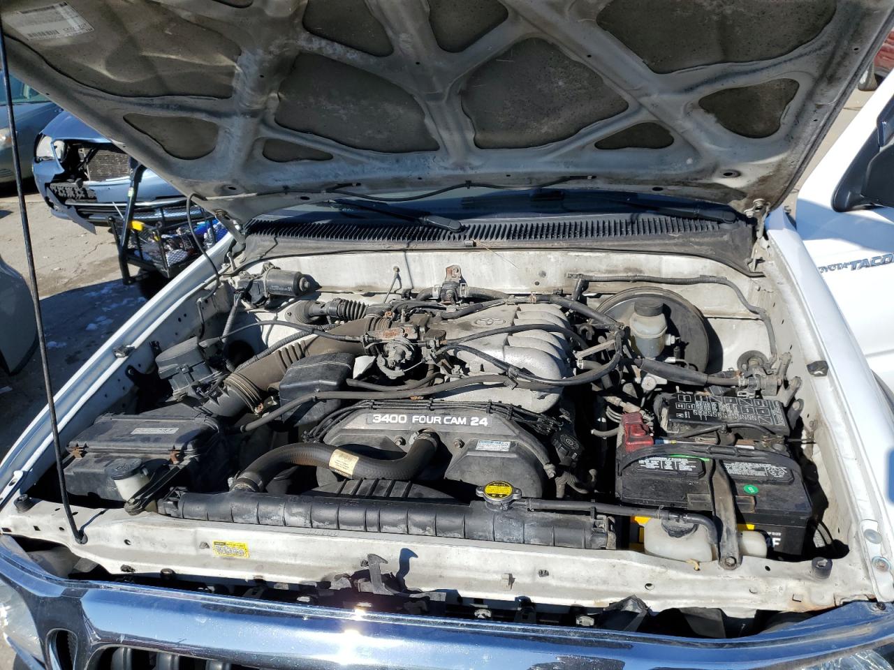 2002 Toyota Tacoma - Image 11