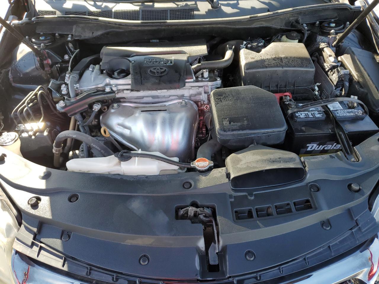 2016 Toyota Camry - Image 11
