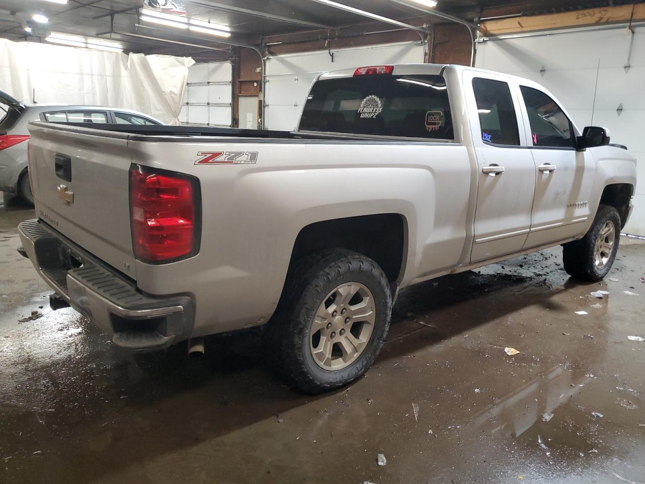 2015 Chevrolet Silverado - Image 3