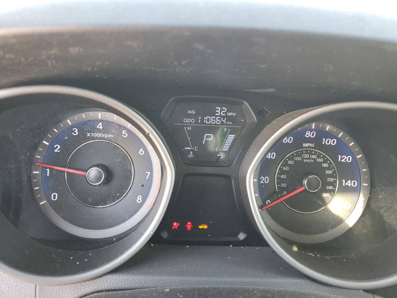 2013 Hyundai Elantra - Image 9