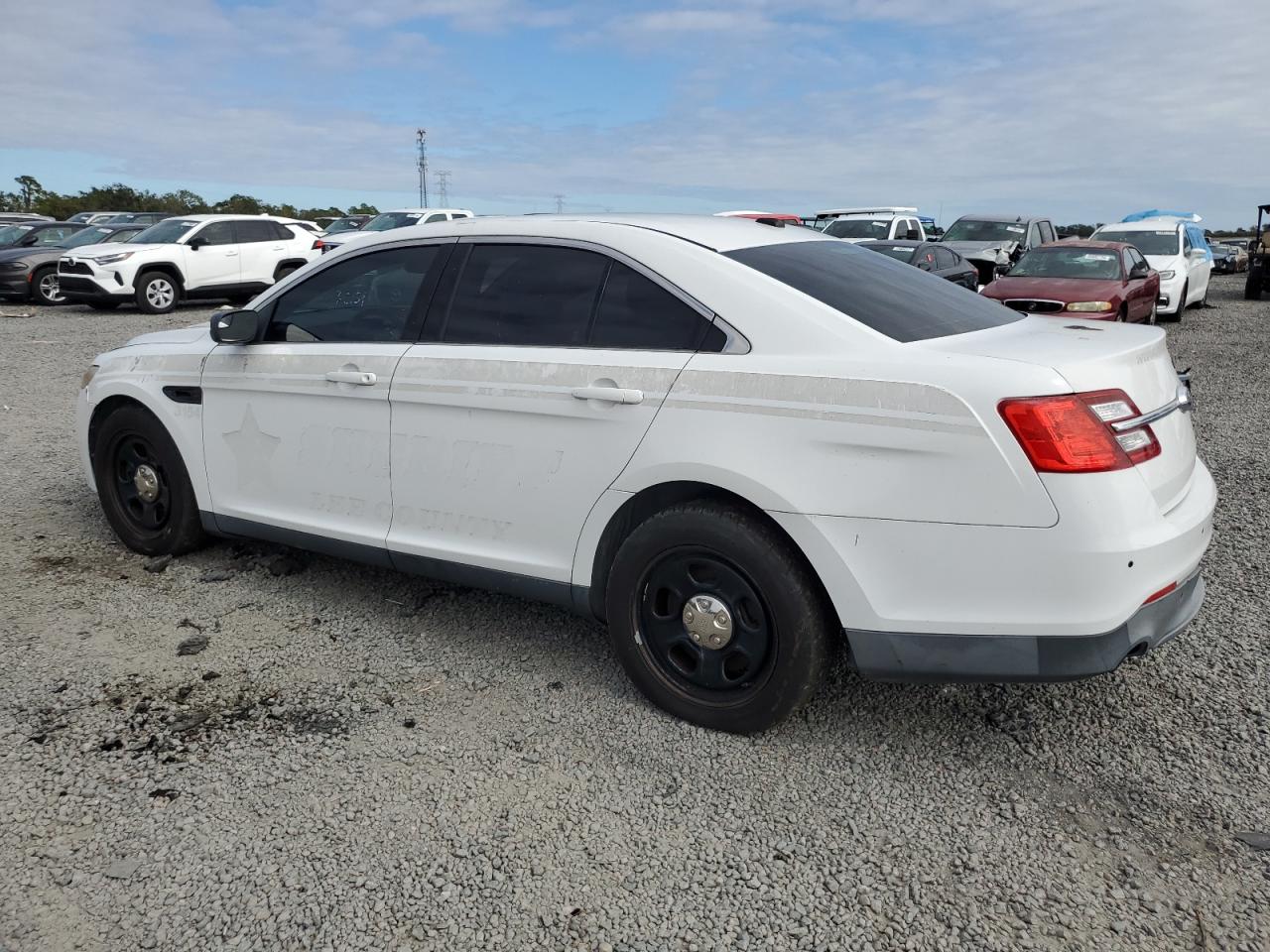 2013 Ford Taurus - Image 2
