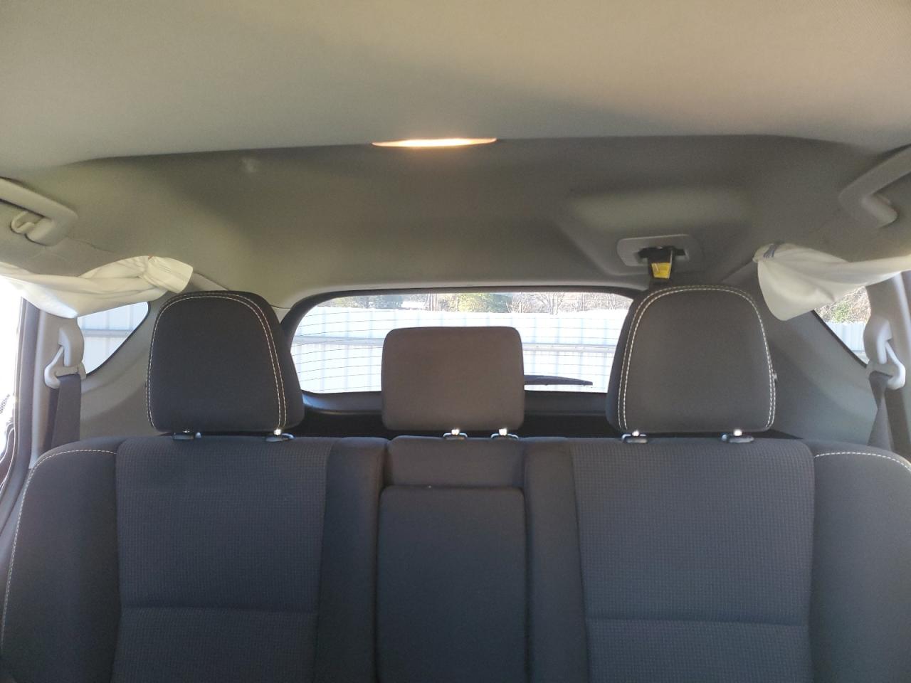 2016 Toyota RAV 4 - Image 10