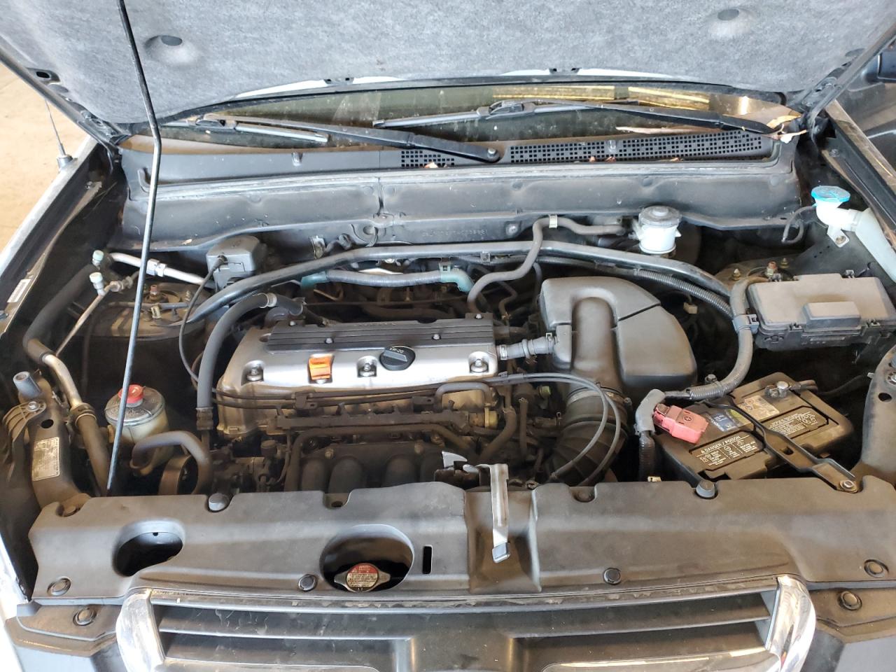 2004 Honda CR-V - Image 12