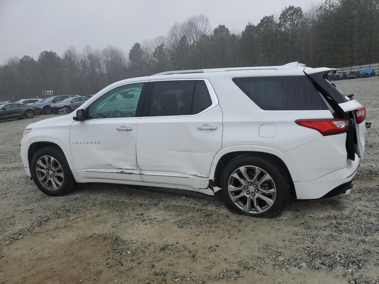 2018 Chevrolet Traverse - Image 2