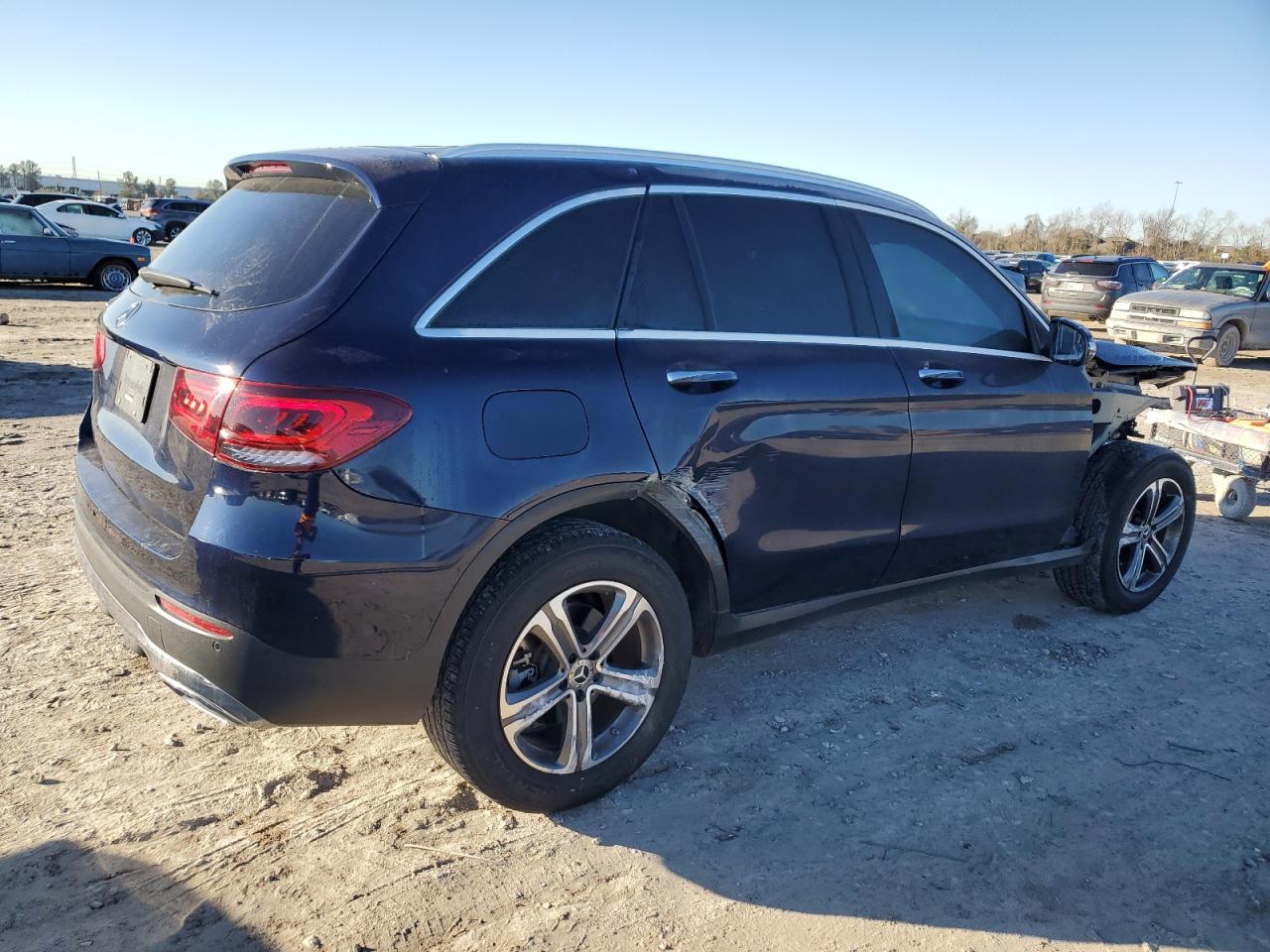 2021 Mercedes-Benz GLC - Image 3