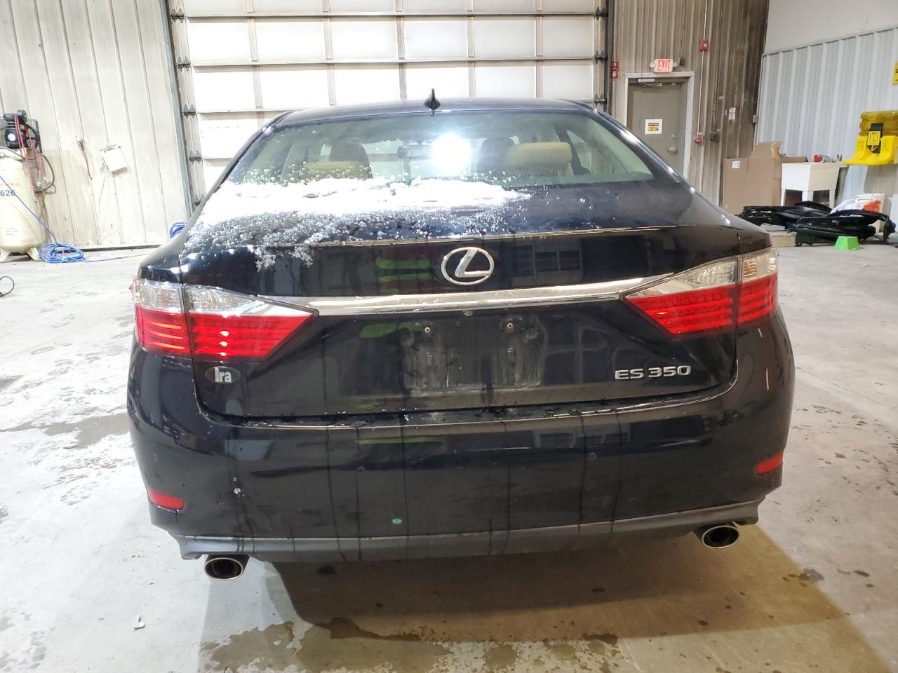 2015 Lexus ES - Image 6