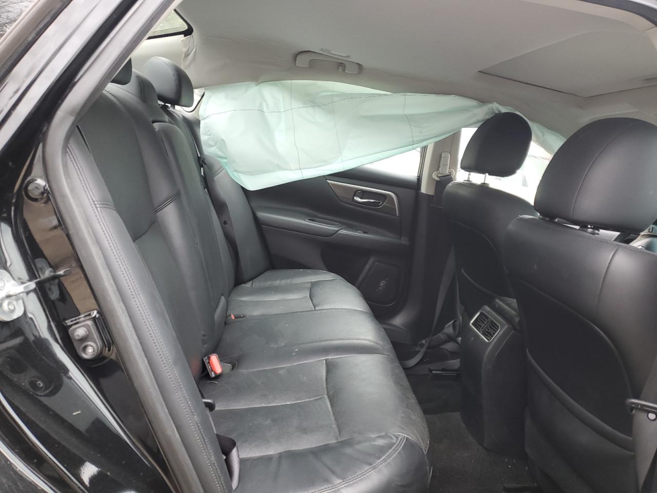 2015 Nissan Altima - Image 10