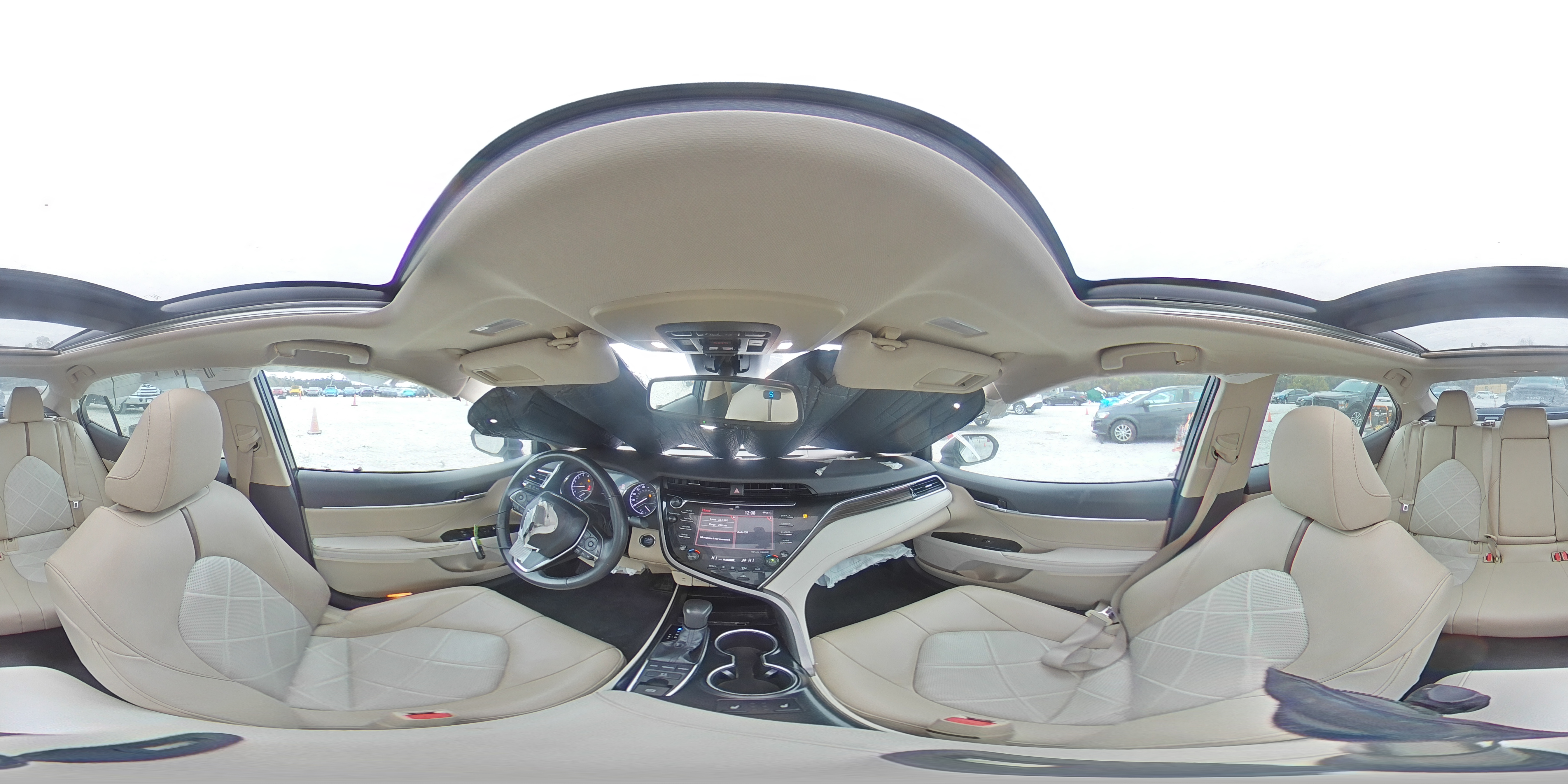2018 Toyota Camry - Image 14
