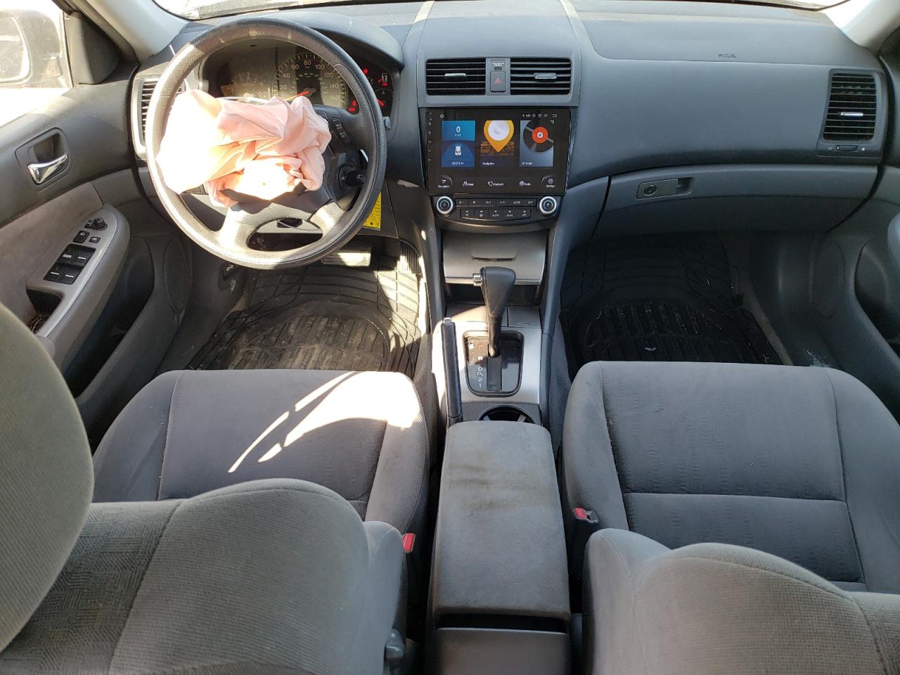 2005 Honda Accord - Image 8