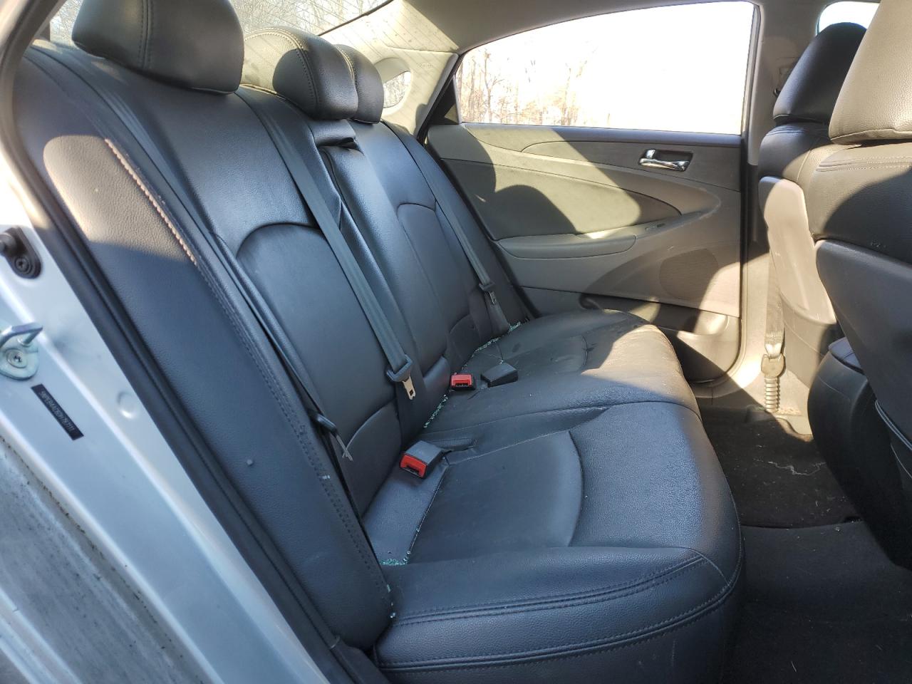 2013 Hyundai Sonata - Image 10