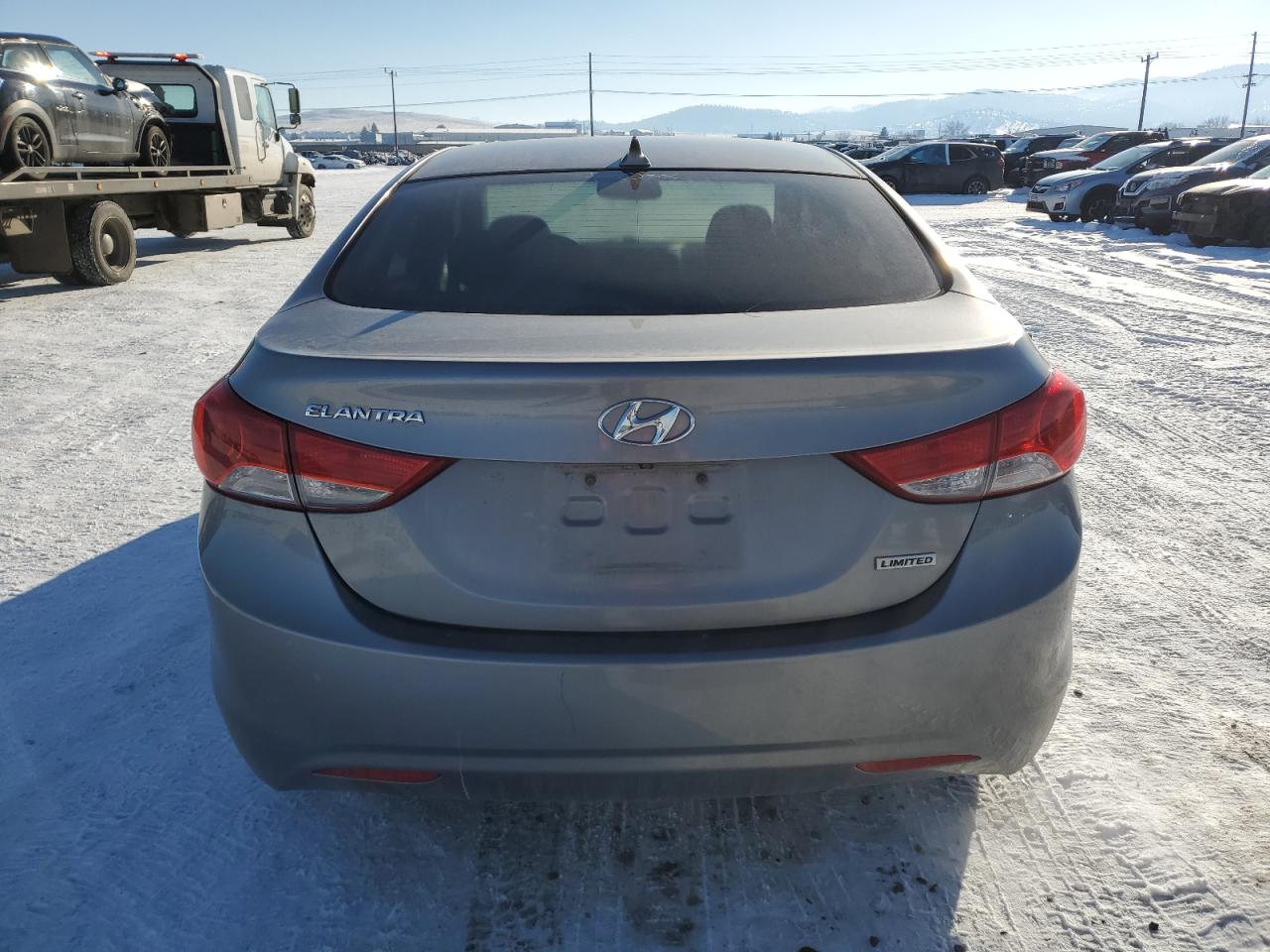 2013 Hyundai Elantra - Image 6