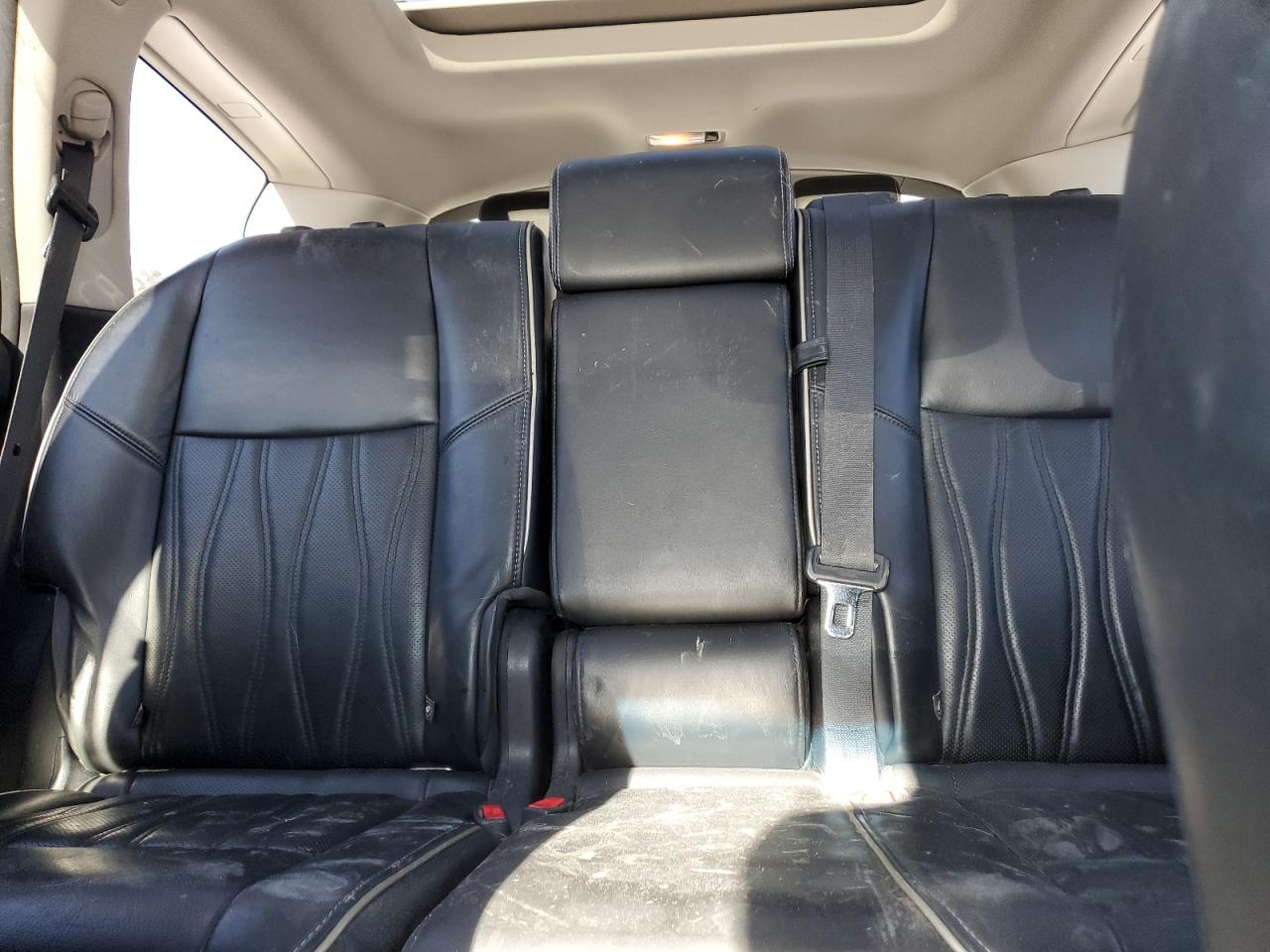 2016 Infiniti QX60 - Image 10