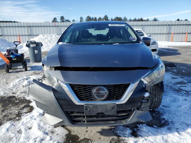 NISSAN VERSA 2021 Серый