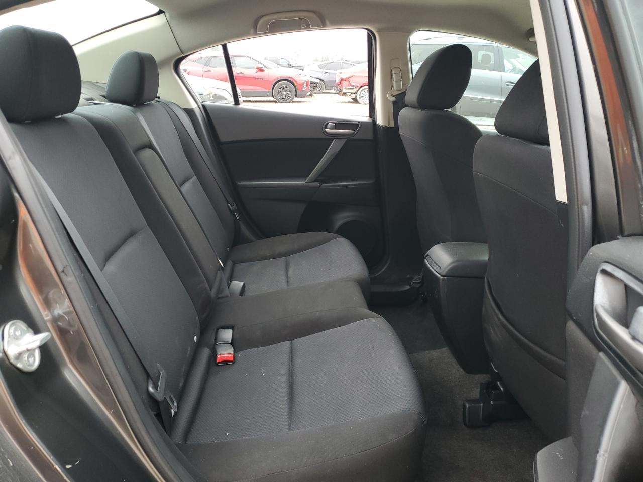 2010 Mazda 3 - Image 11