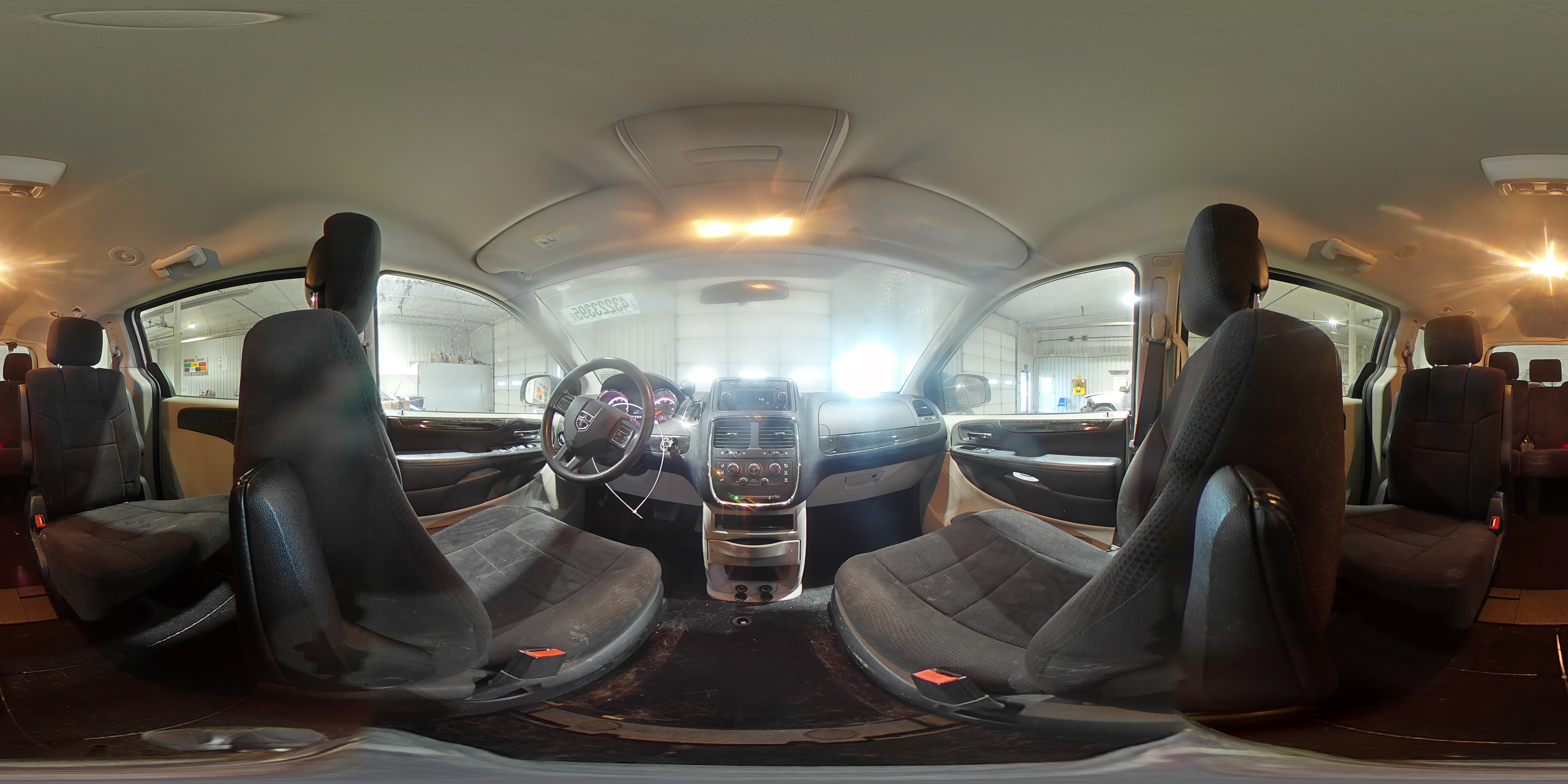 2012 Dodge Caravan - Image 15
