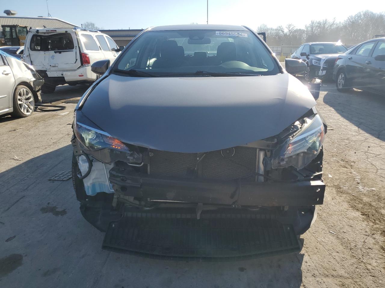 VIN 2T1BURHE1JC039169 2018 TOYOTA COROLLA no.5