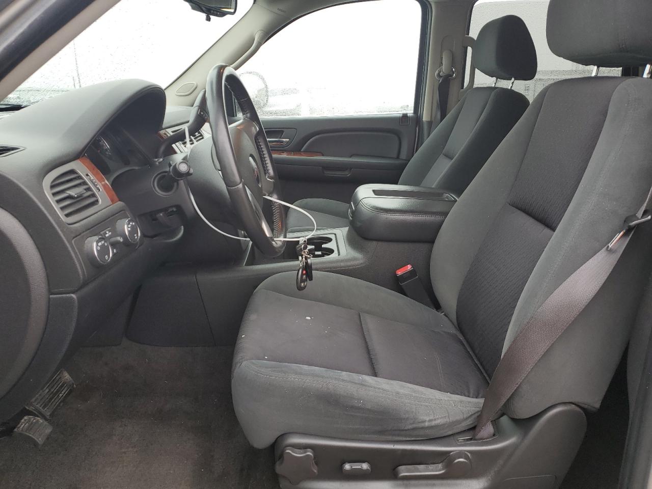 2009 GMC Yukon - Image 7