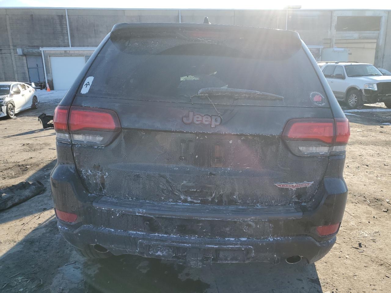 2019 Jeep Grand Cherokee - Image 6