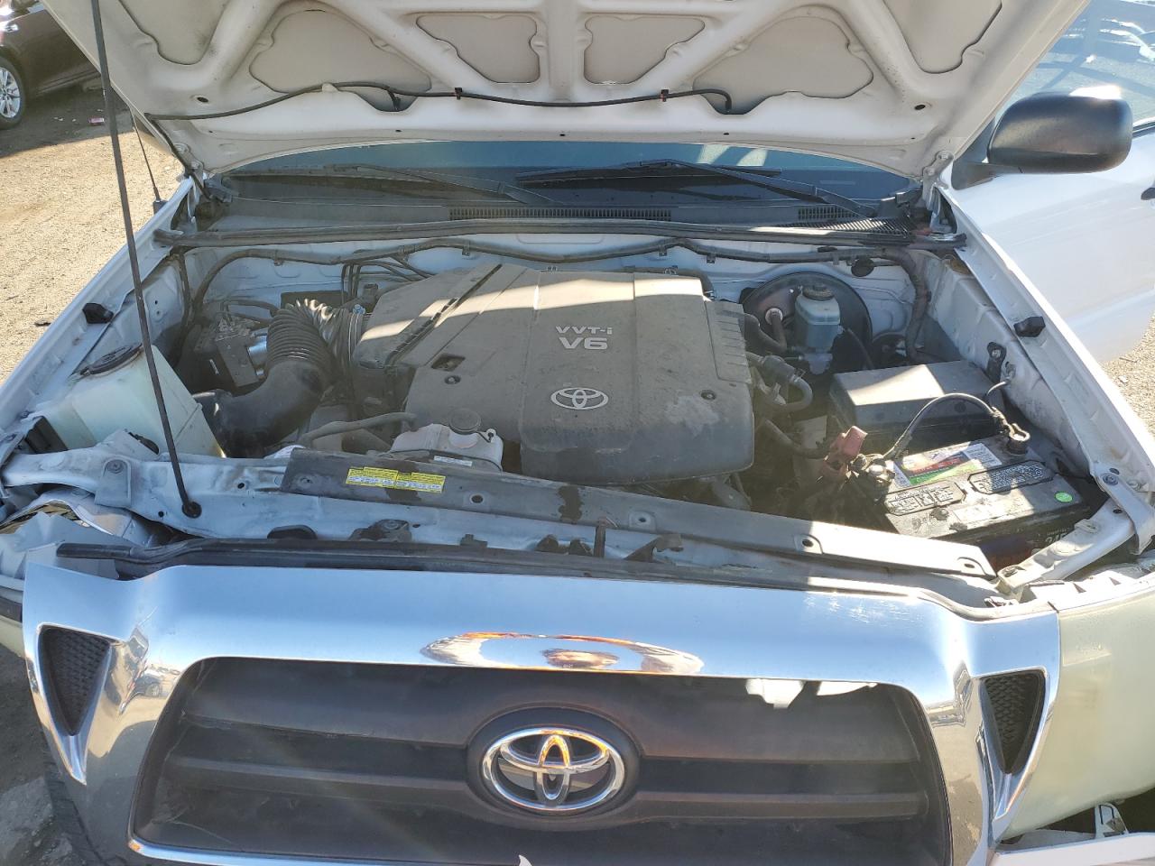 2006 Toyota Tacoma - Image 11