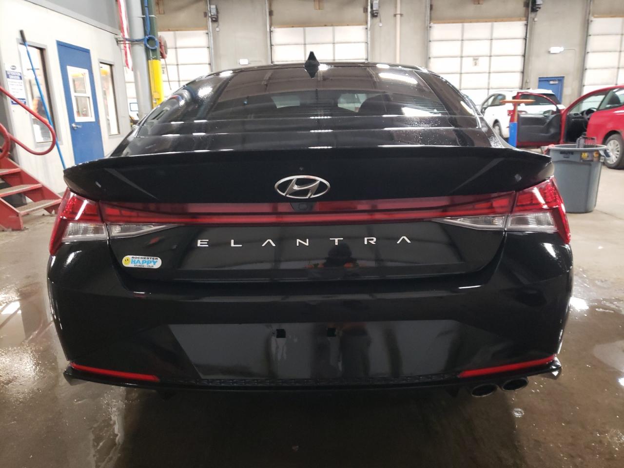2023 Hyundai Elantra - Image 6