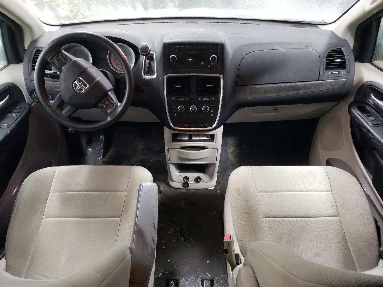 2011 Dodge Caravan - Image 8