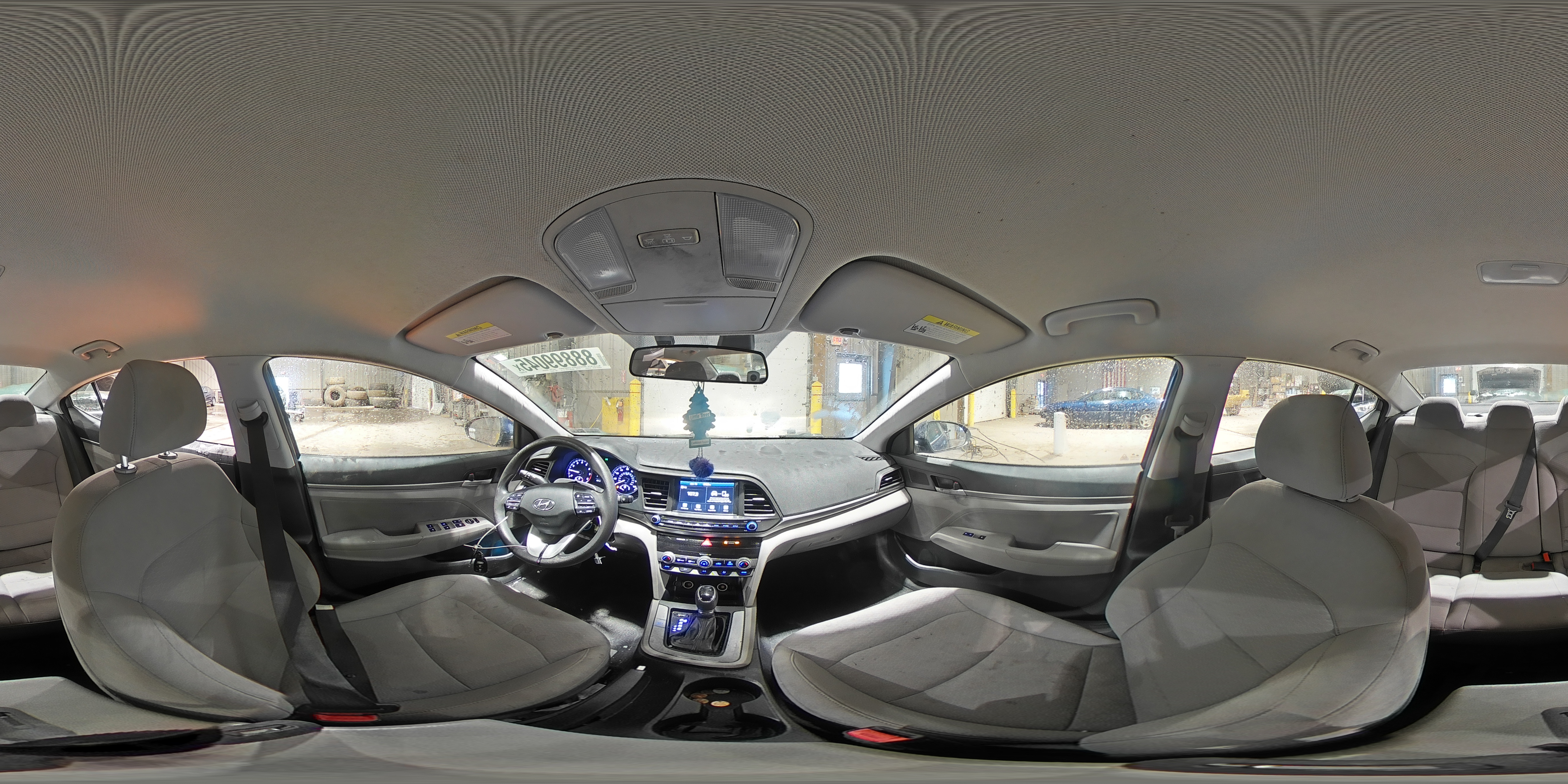 2020 Hyundai Elantra - Image 12
