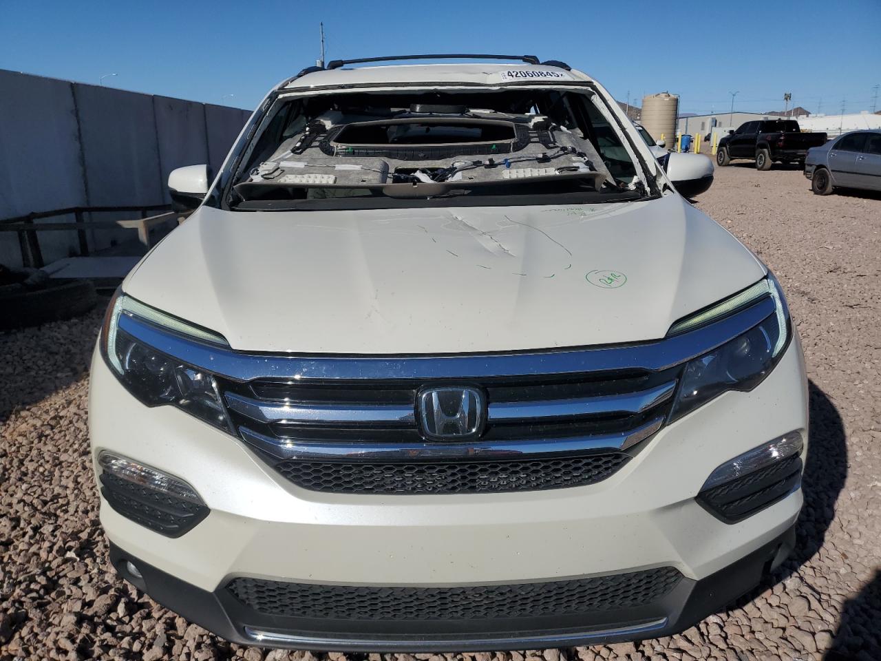 2016 Honda Pilot - Image 5
