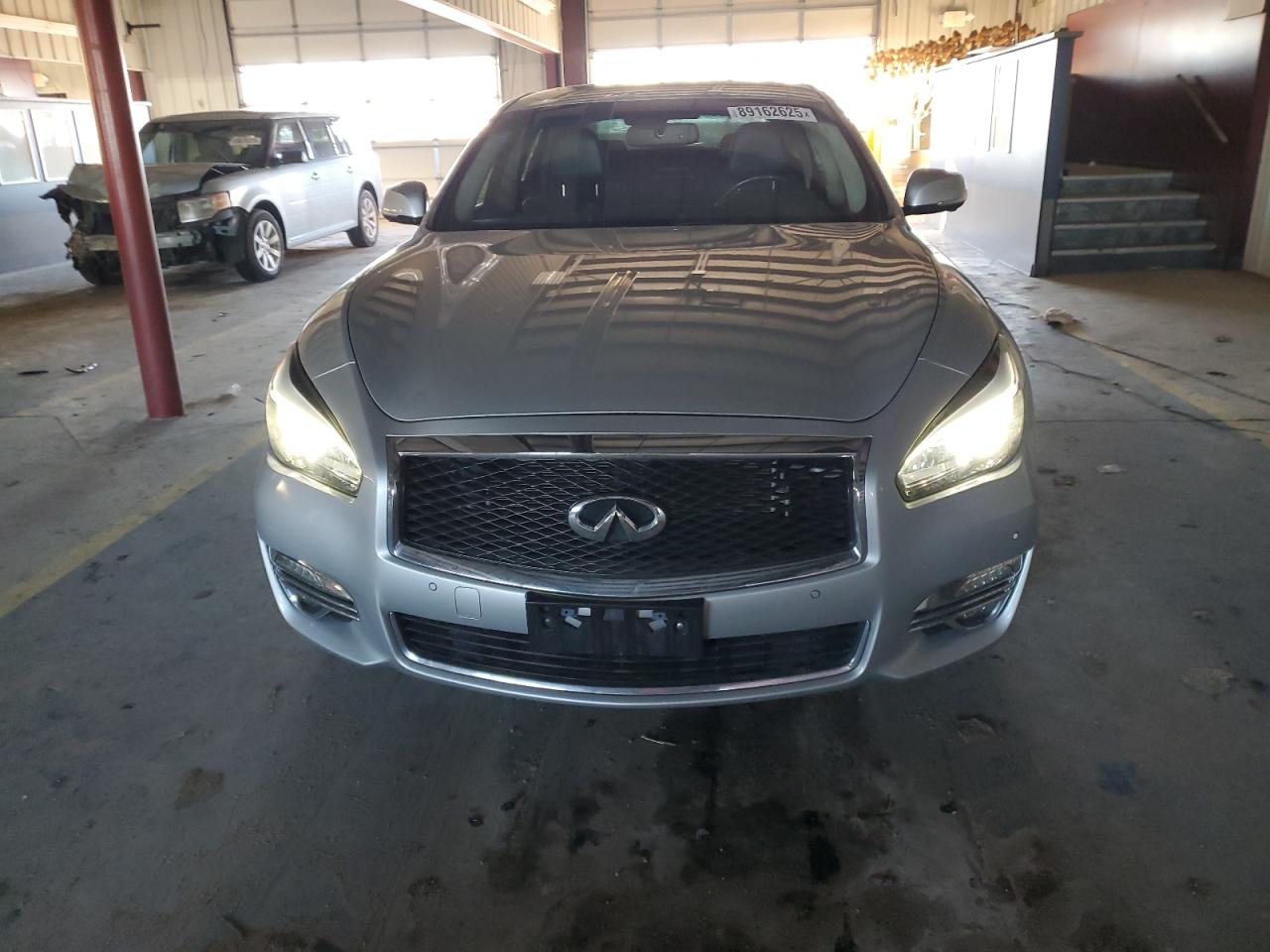 2016 Infiniti Q70 - Image 5