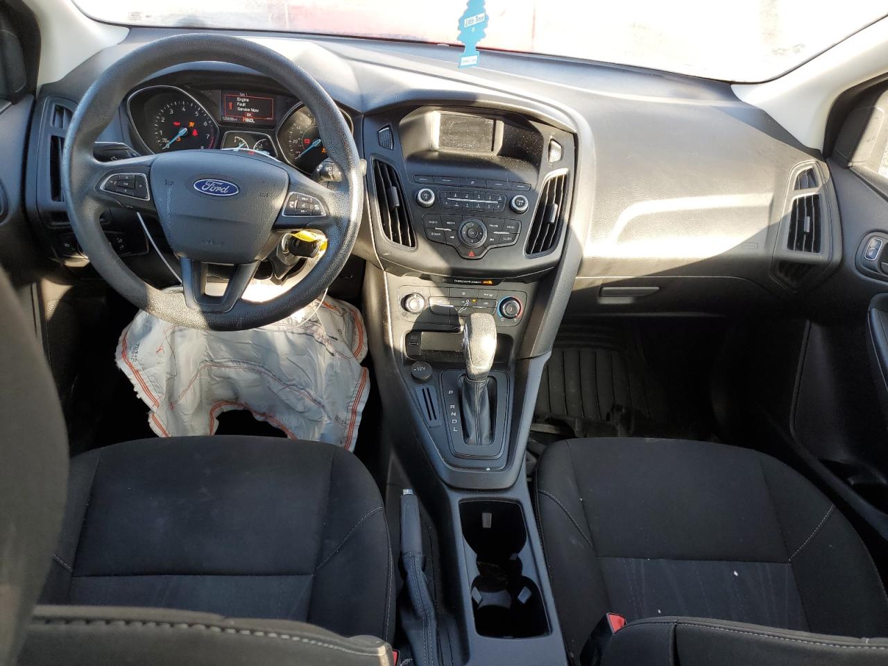2018 Ford Focus - Image 8