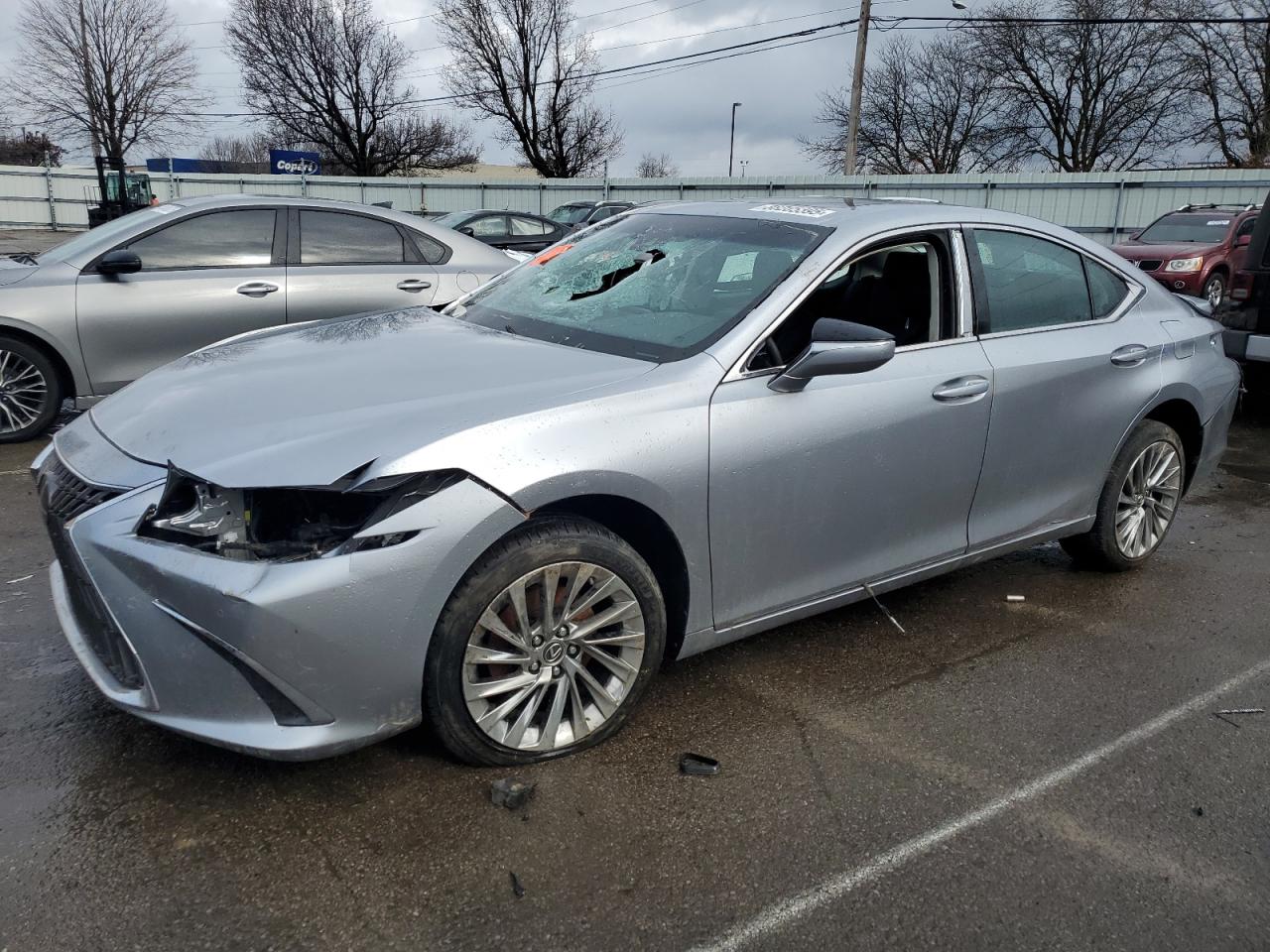 2022 Lexus ES - Image 1
