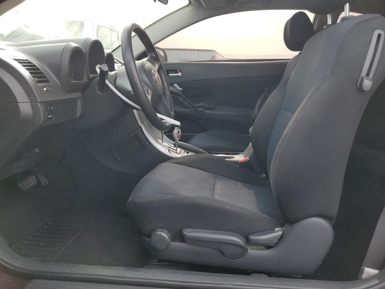 2007 Scion tC - Image 7